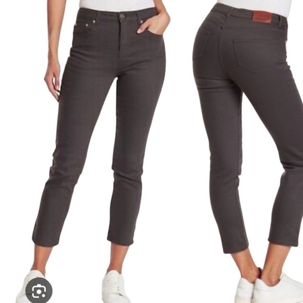 THAKOONโ| Dark Charcoal Gray Classic Cropped Jeans Womenโs Size 4